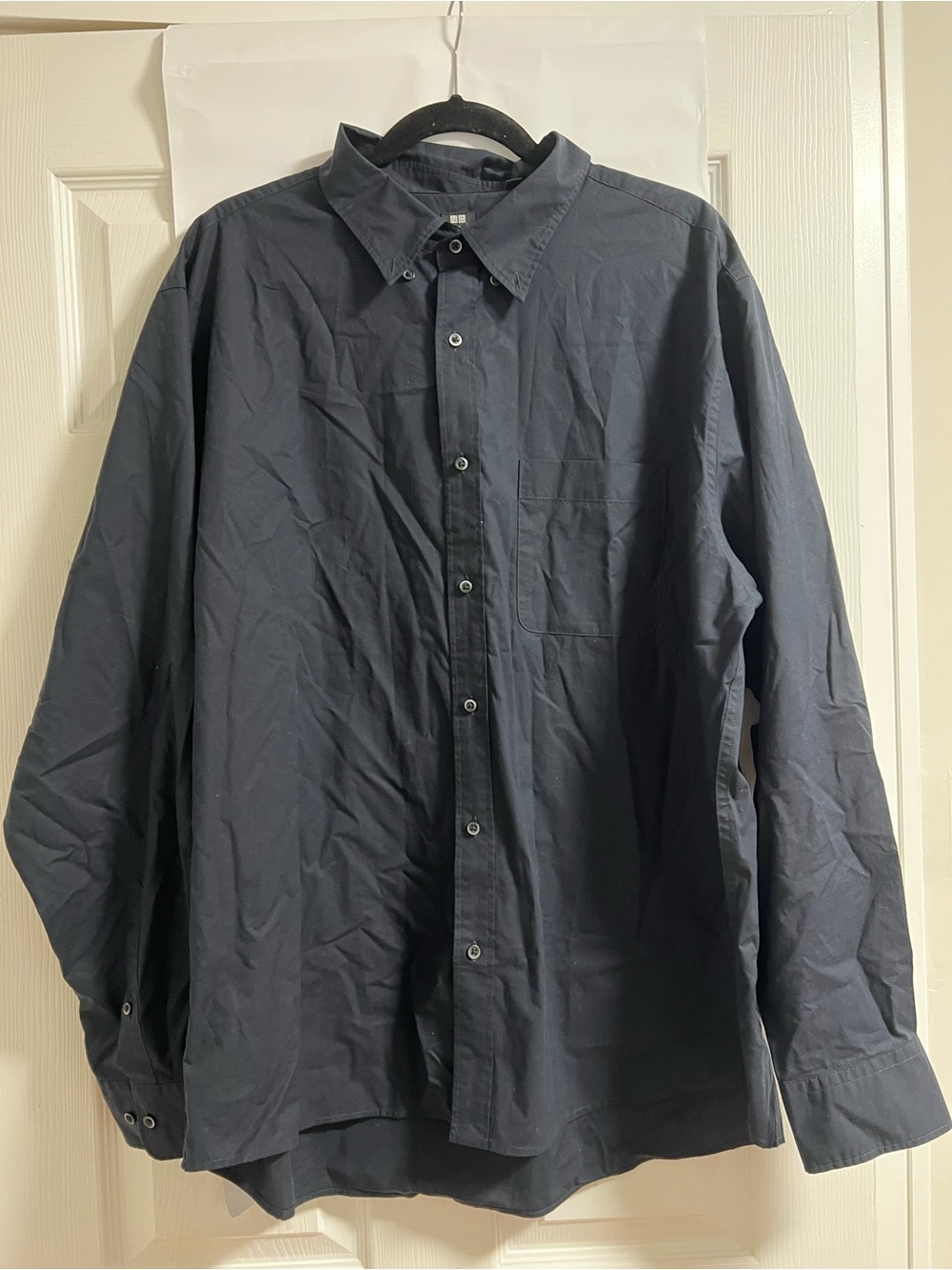 Uniqlo Men's Classic Button-Down Shirt in Dark Navy